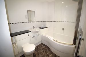 ENSUITE BATHROOM- click for photo gallery